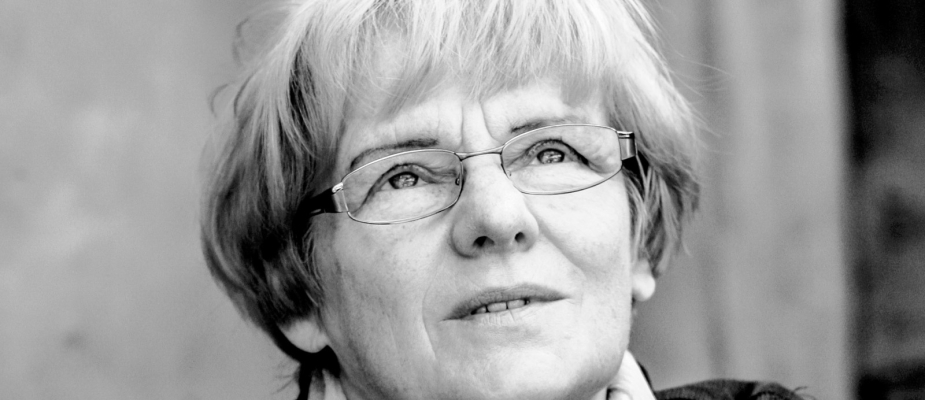 GRAŻYNA PSTROKOŃSKA-NAWRATIL